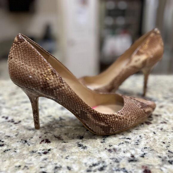 Joan & David Dazevida Leather Snakeskin Print Pumps Women's Size 9M - Picture 9 of 10